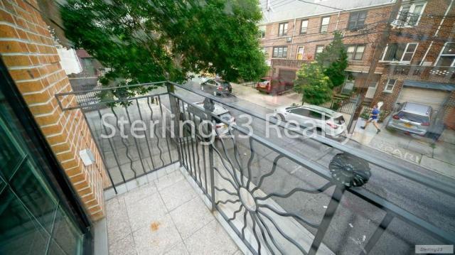 Foto del edificio - 2 bedroom in Astoria NY 11106