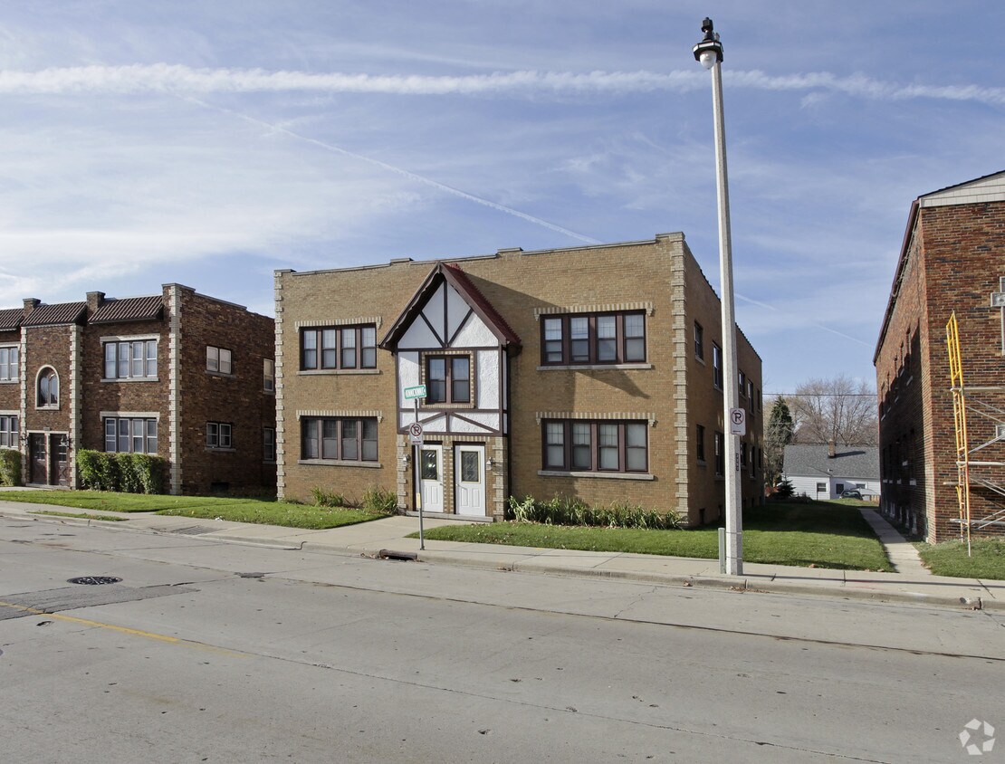 Foto del edificio - 3355 S Kinnickinnic Ave