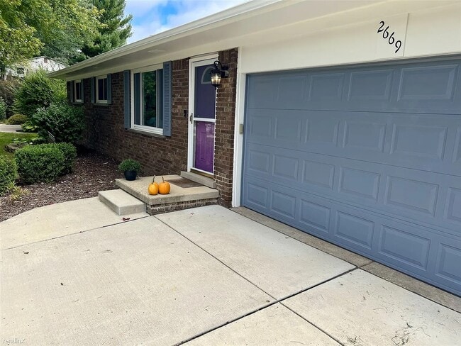 Photo - 2669 Deake Ave House