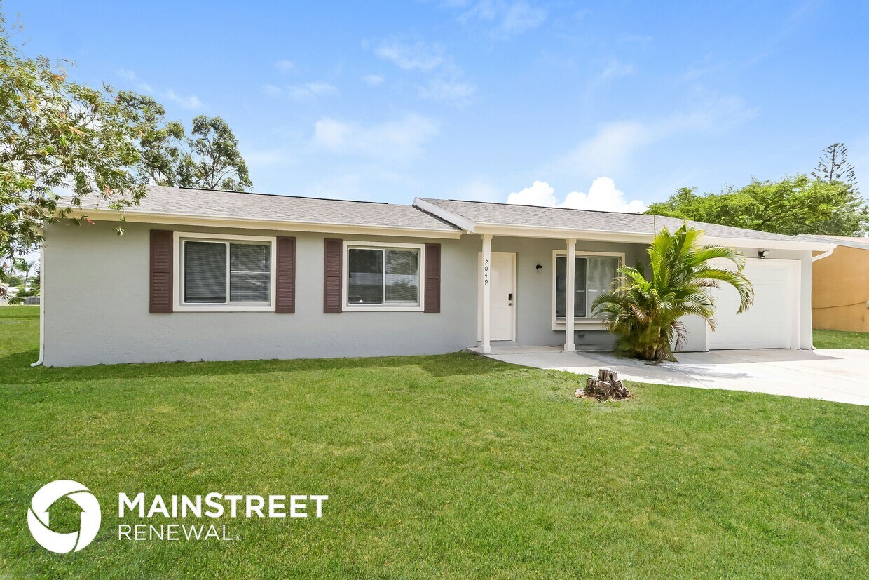 Foto principal - 2049 SE Talwood Ln