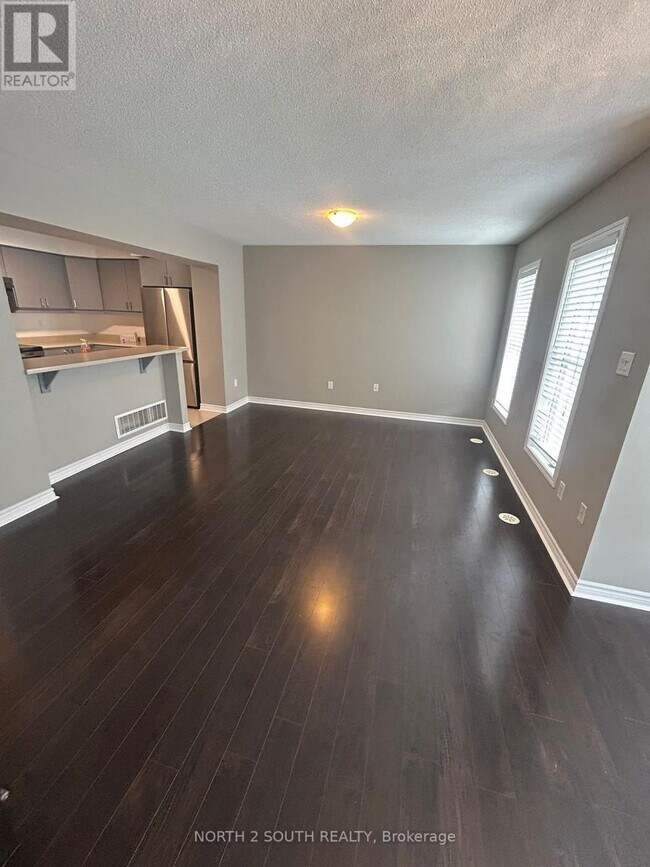 Photo du bâtiment - 21 Suitor Ct