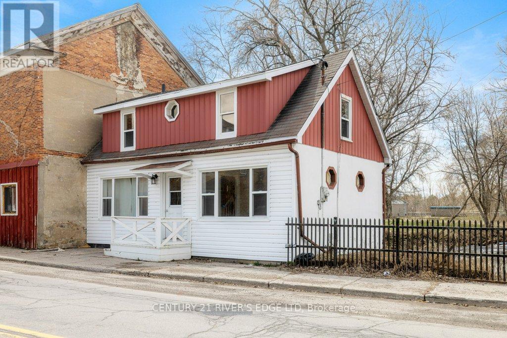 Primary Photo - 18 Main St W