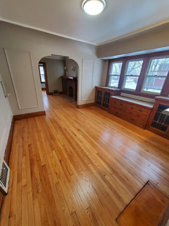 Foto del edificio - 1528-1530 Whiterock Ave Duplex
