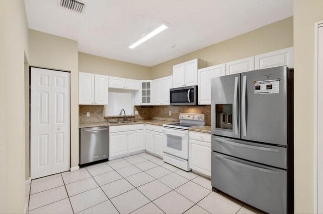 Photo - 8289 Vía Serena Townhome