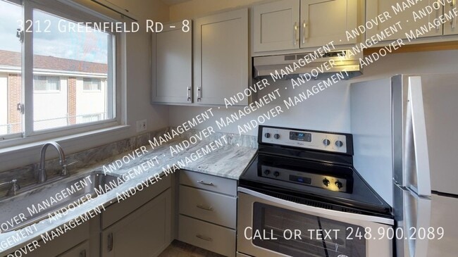 Foto del edificio - 3212 Greenfield Rd