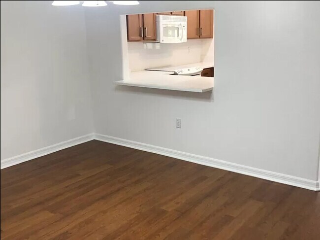 Building Photo - 5380 Quarry Rock Rd