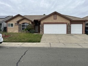 Building Photo - 2021 Nand Dr