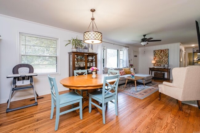 Building Photo - 2100 Durwood Rd