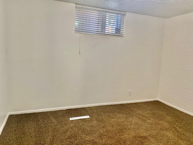 Foto del edificio - 1543 S 320 E