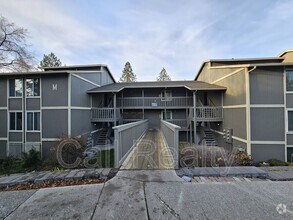 Building Photo - 6017 E 6th Ave