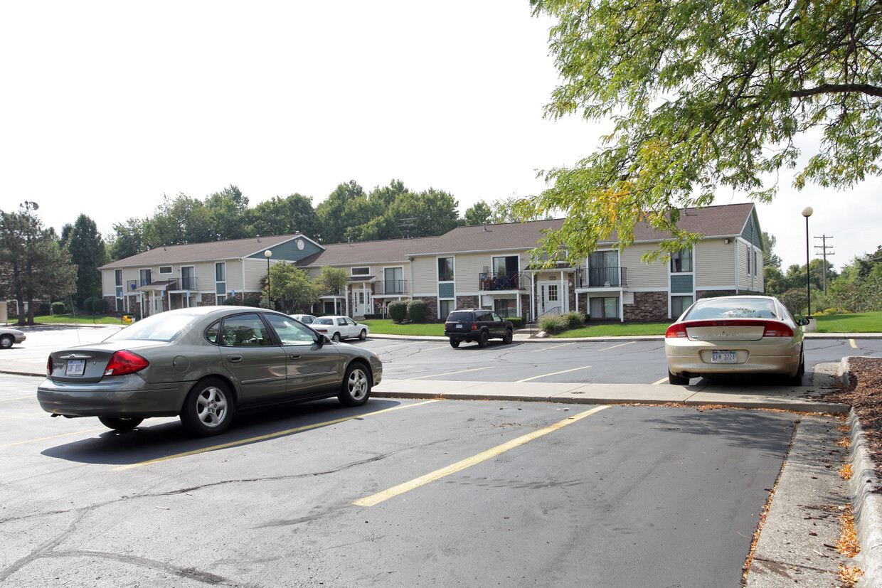 Building Photo - Harvest Hill Apartments