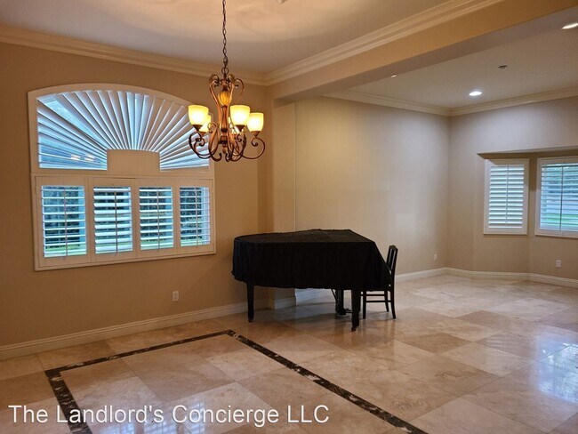 Building Photo - 4 br, 2.5 bath House - 49 Terracina Blvd