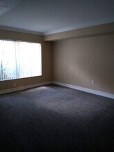 Building Photo - 1830 Maravilla Ave