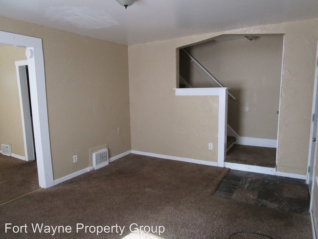 Building Photo - 2 br, 1 bath House - 1910 Antoinette St