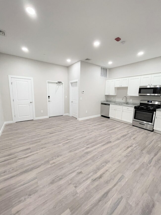 Foto del edificio - 62 Lowell St