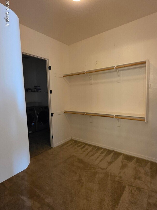 Foto del edificio - 10215 E Stealth Ave