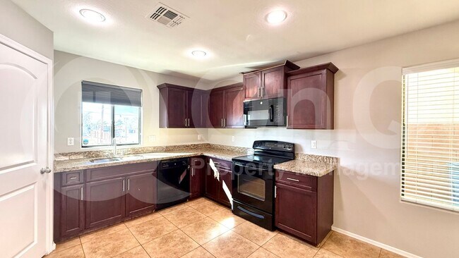 Foto del edificio - 4849 S 5th Ave