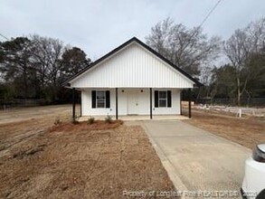 Building Photo - 113 Jasper St