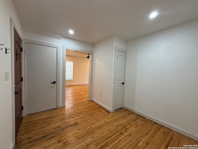 Building Photo - 312 Natalen Ave