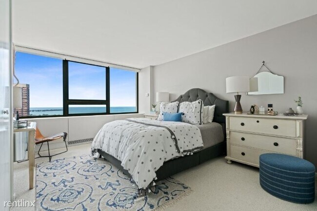Building Photo - 1 br, 1 bath Condo - 280 N Lake Shore Dr W