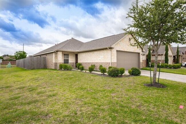Foto del edificio - 3511 Goldleaf Trail Dr