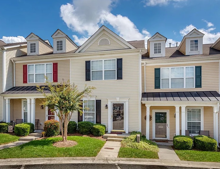 4043 Tarrant Trace Cir, High Point, NC 27265 Townhome Rentals in High