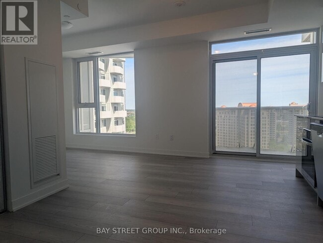 Building Photo - 474-1474 Caldari Rd