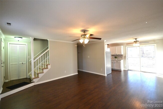 Building Photo - 6432 Tivoli Ct