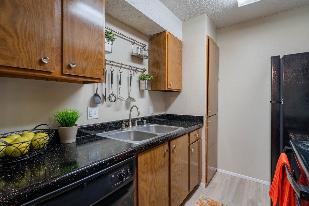 Indiana Village Apartments in Lubbock, TX