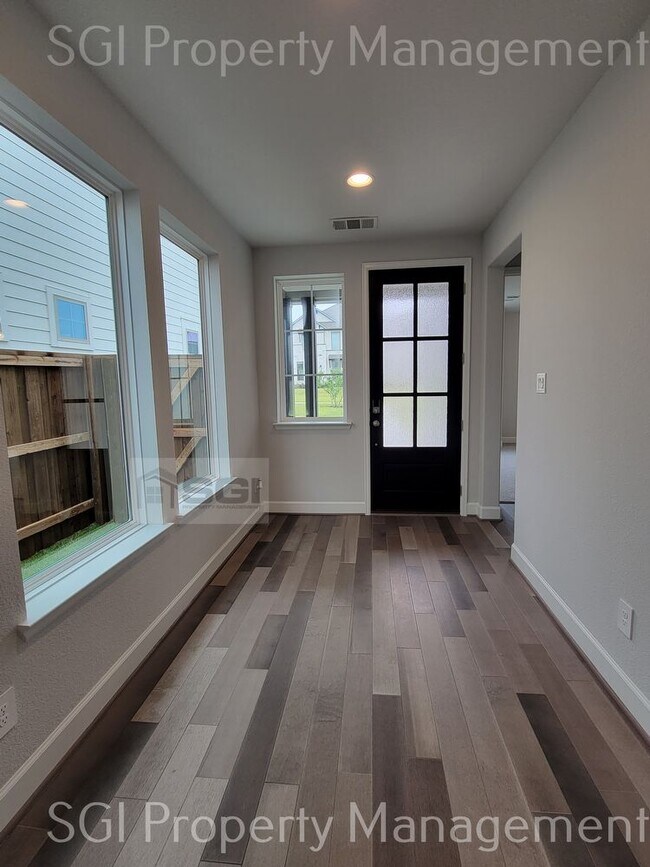 Stunning 3 Bed New Construction Townhouse House for Rent in Aledo