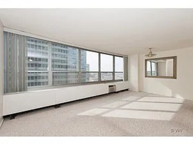 Foto del edificio - 3550 N Lake Shore Dr