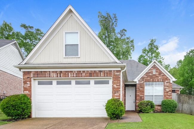 Building Photo - 10237 Hamilton View Dr