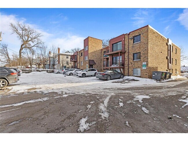 Foto del edificio - 520 Ridgewood Ave