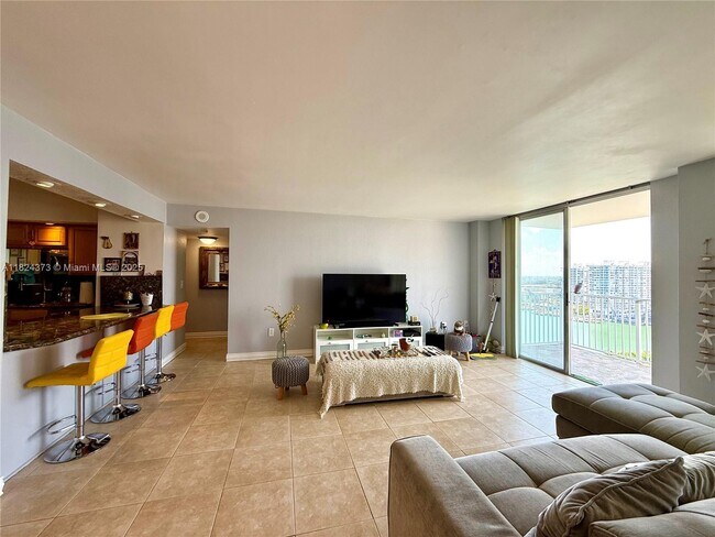 Foto del edificio - 2851 NE 183rd St