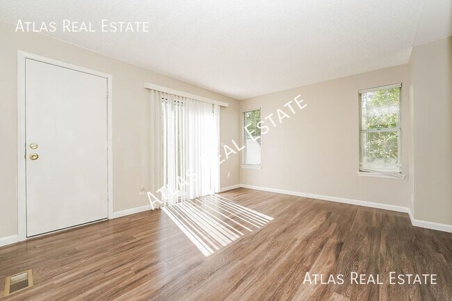 Foto del edificio - 2 WEEKS FREE RENT IF MOVED IN BY 8/15!  3 ...