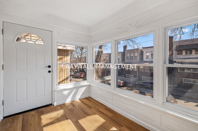 Foto del edificio - 216 Wright Ave