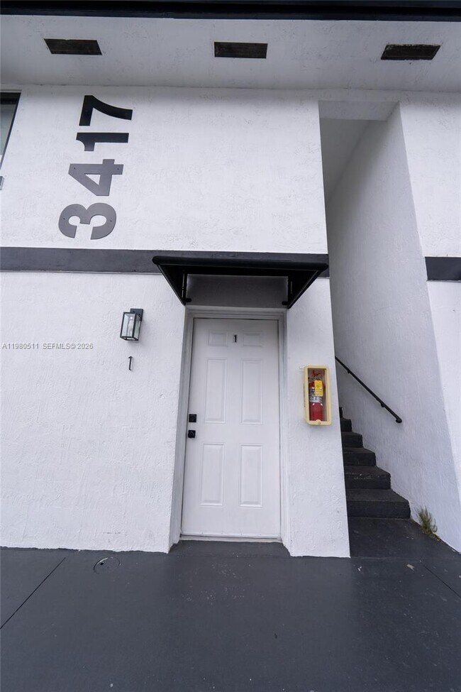 Foto del edificio - 3417 NW 22nd Ave