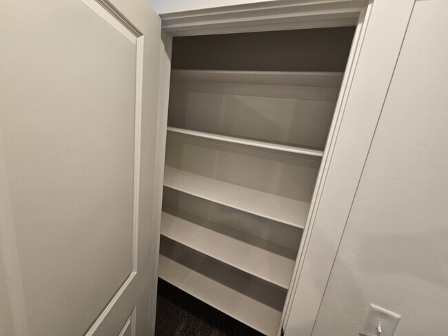 Foto del edificio - 112 E 730 N