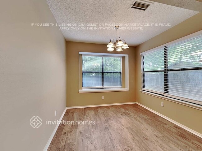 Building Photo - 820 Bentle Ct