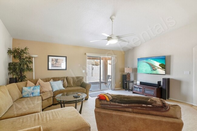 Building Photo - FURNISHED WITH BOAT DEEP GARAGE