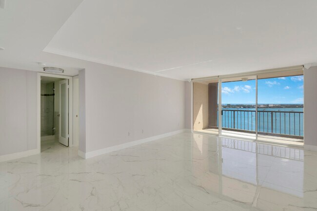 Foto del edificio - 5200 N Flagler Dr