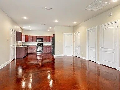 Foto del edificio - 46029 Lee Hughes Rd