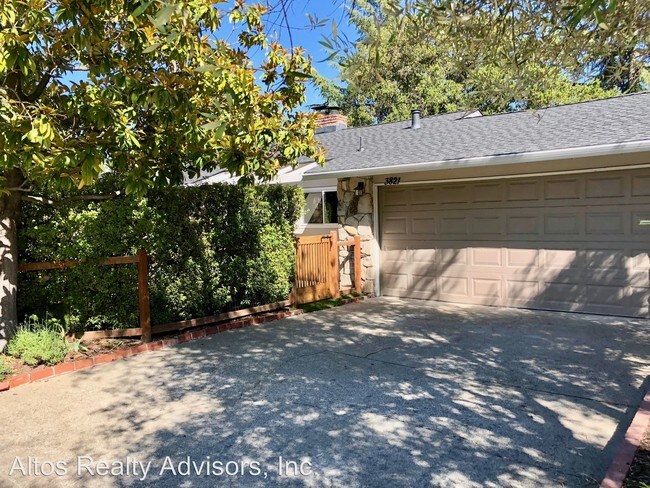Foto del edificio - 4 br, 3 bath House - 3821 Farm Hill Boulevard