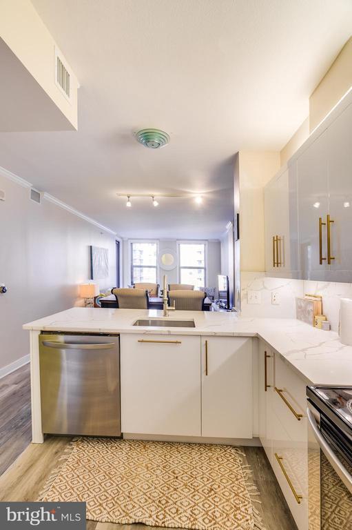 Foto del edificio - 631 D St NW