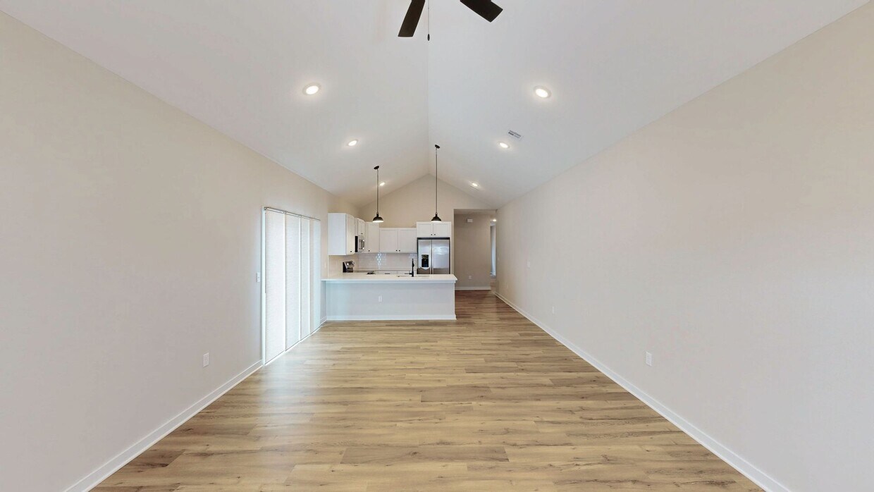 Foto principal - 2128 W Elk Ridge Ave