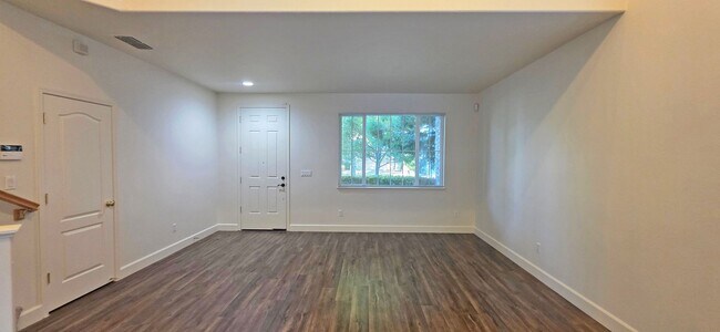Foto del edificio - 1498 Cedarbrook Rd