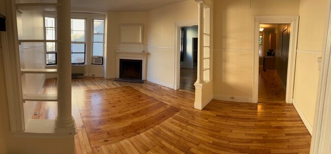 Photo - 48 State St Apartment