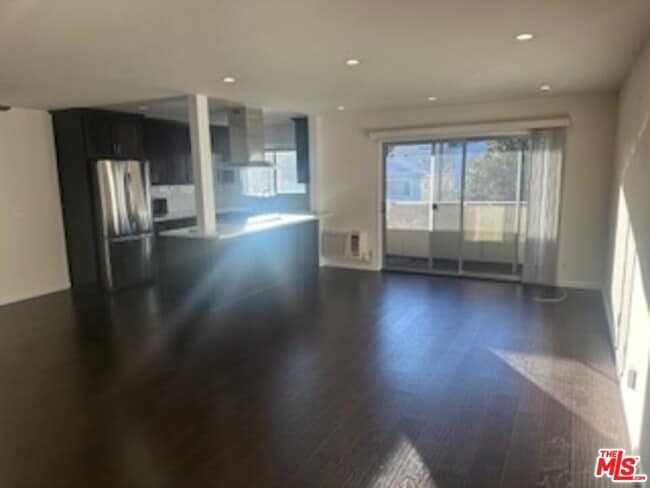 Foto del edificio - 1028 S Bedford St