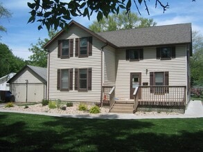 Building Photo - 7022 Hubbard Ave