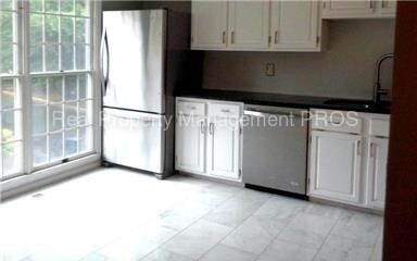 Building Photo - 6360 Tisbury Dr